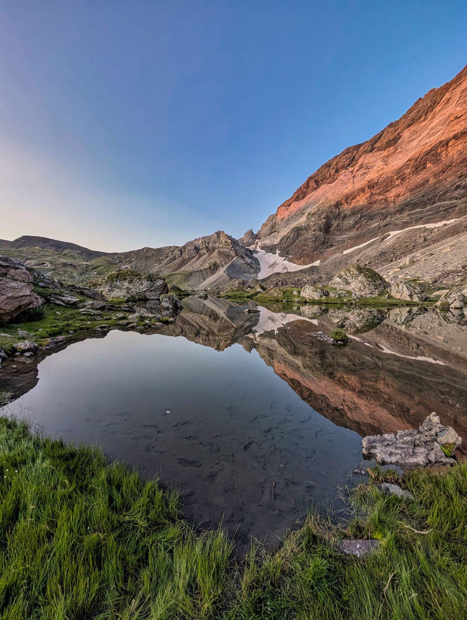 PXL 20250803 045512638