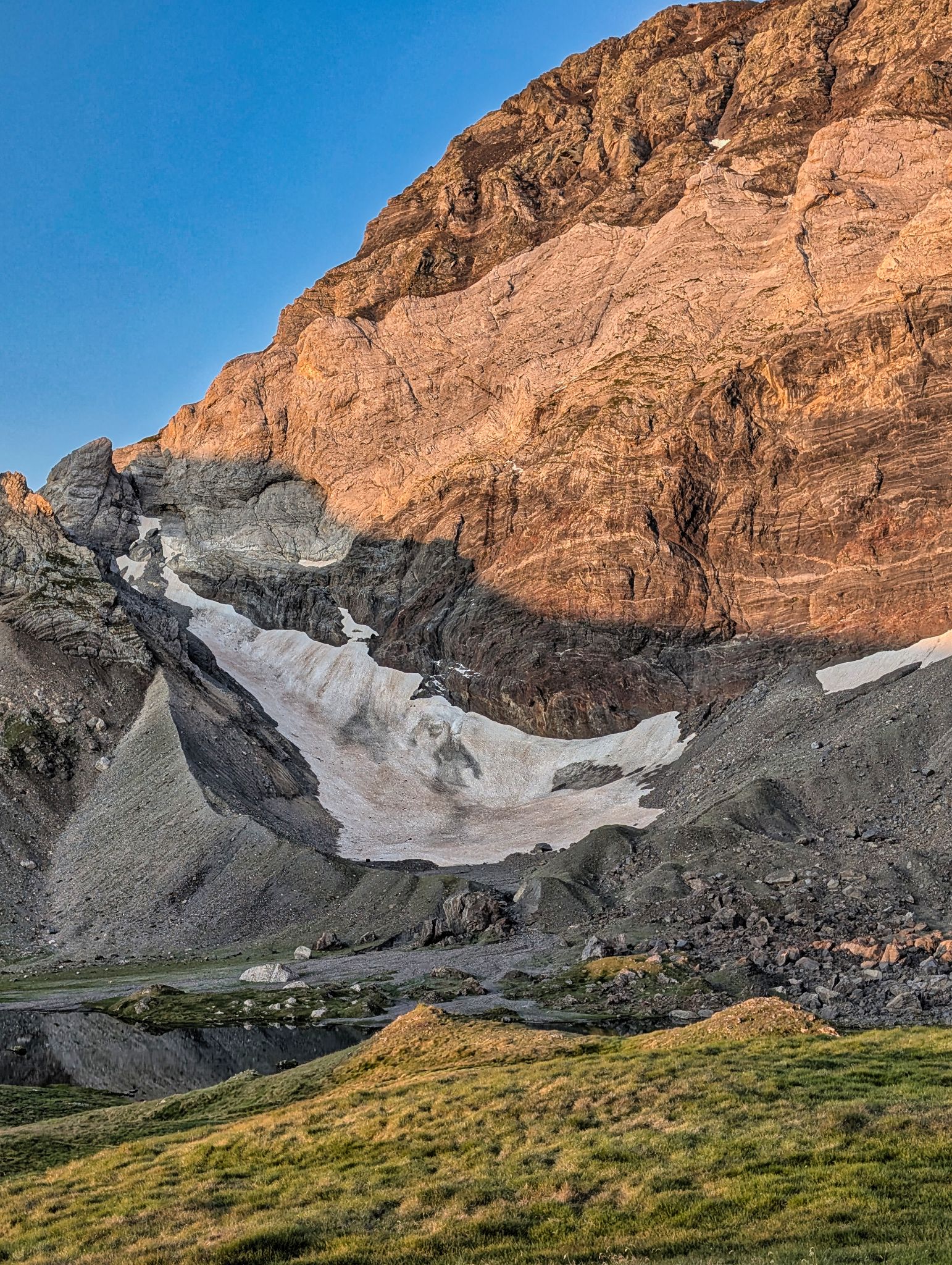 PXL 20250803 050845488