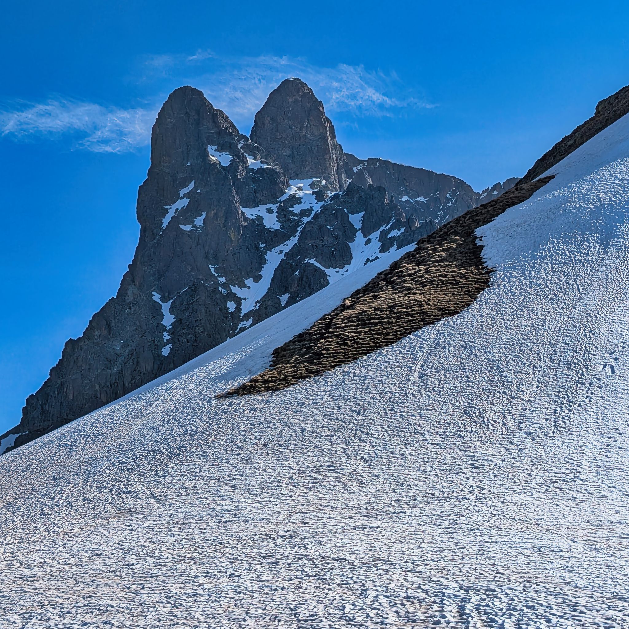 PXL 20250518 071019131