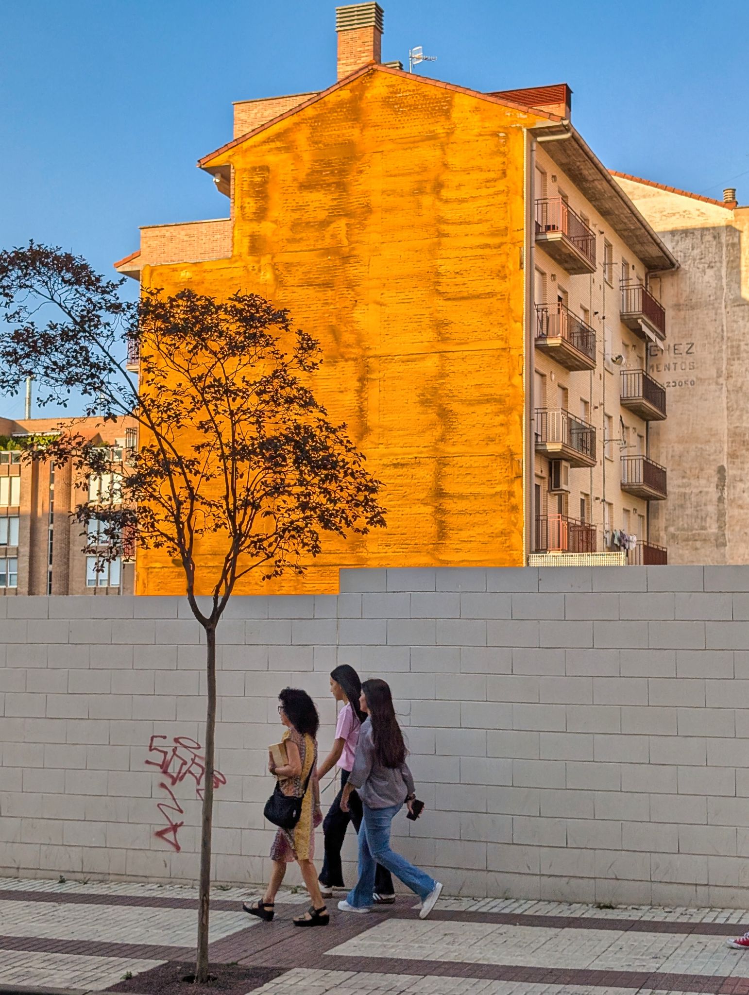 PXL 20250904 165848261