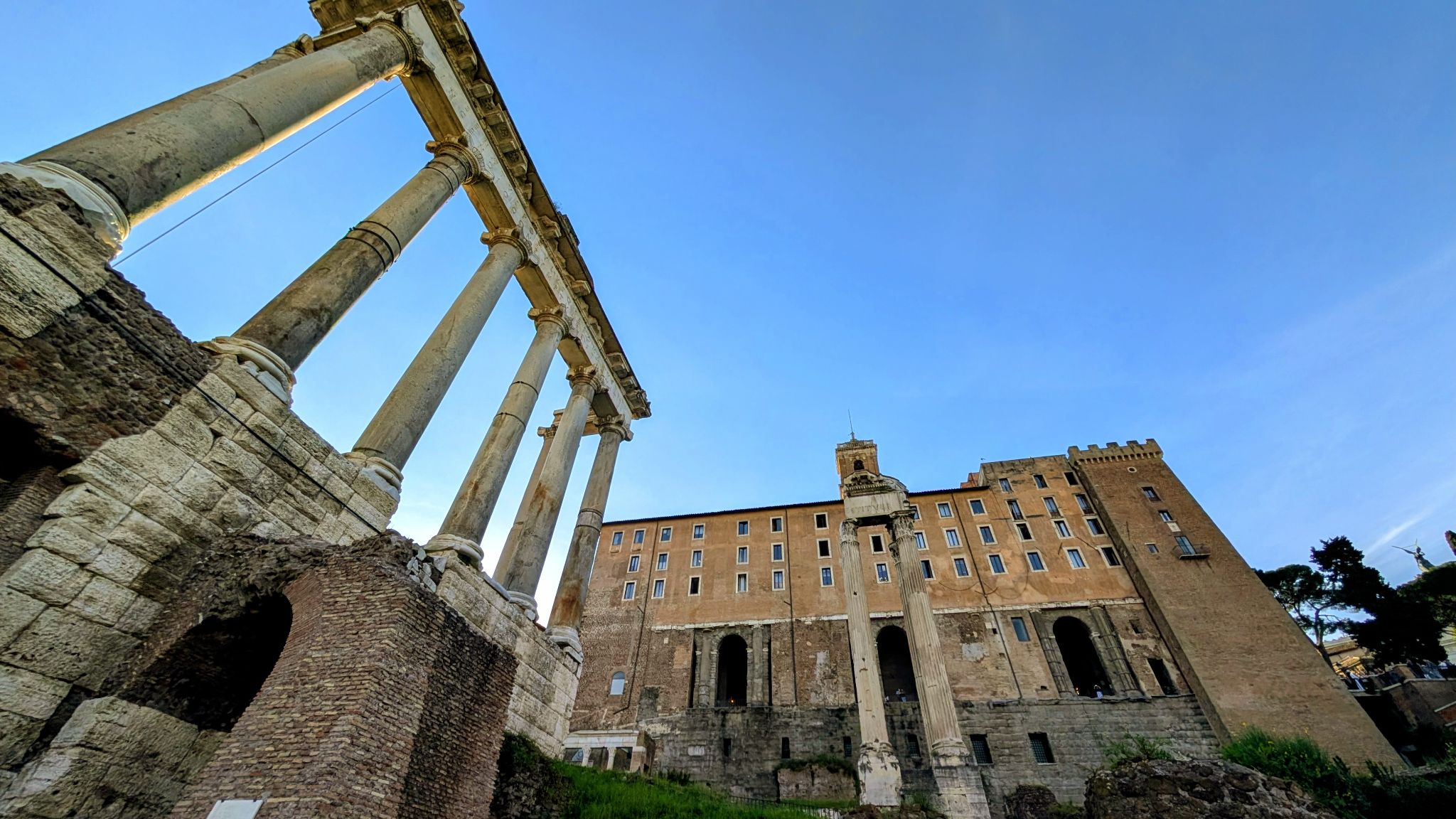 PXL 20260410 155807391.MP~2