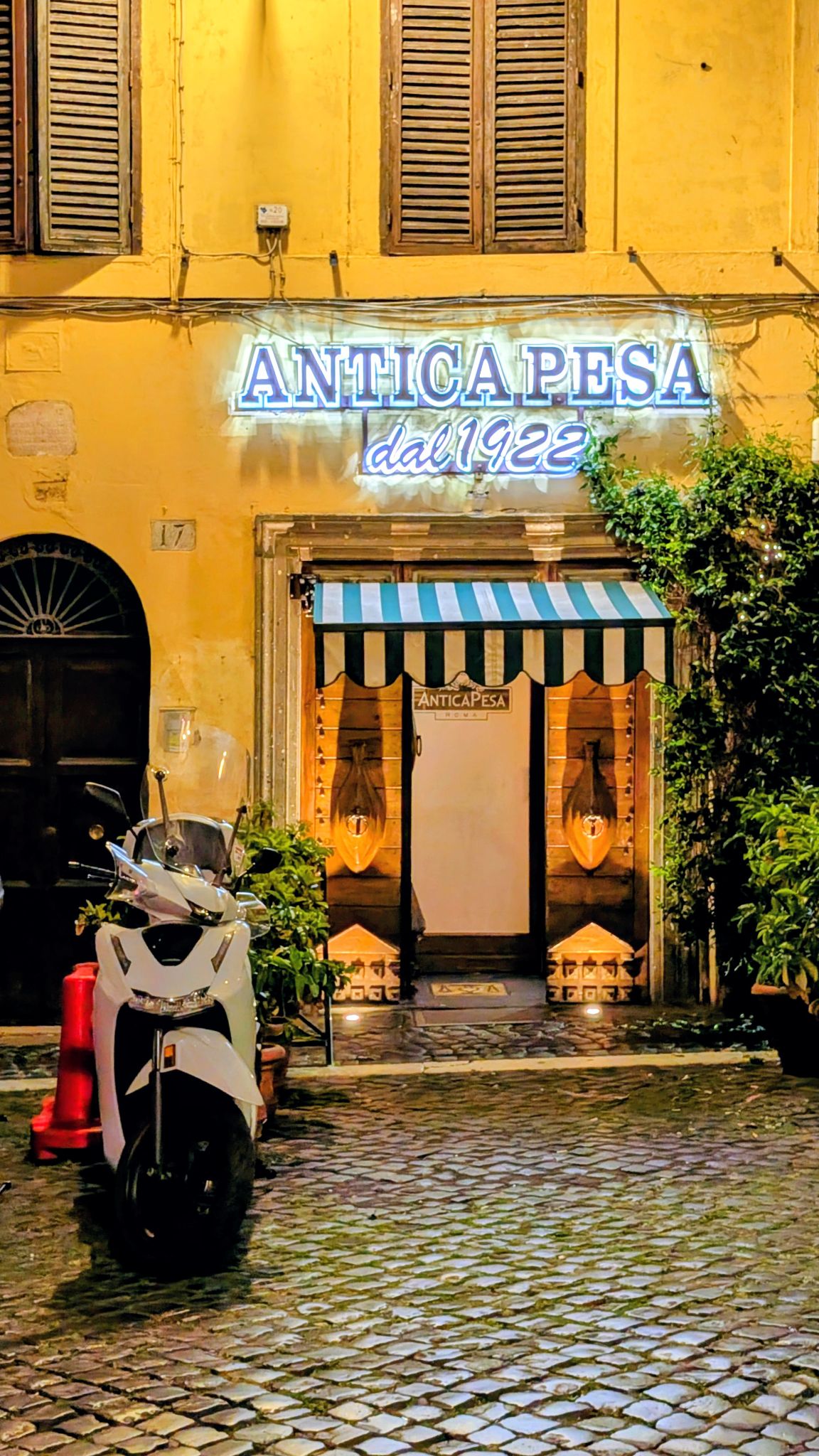 PXL 20260410 191943543.NIGHT~2