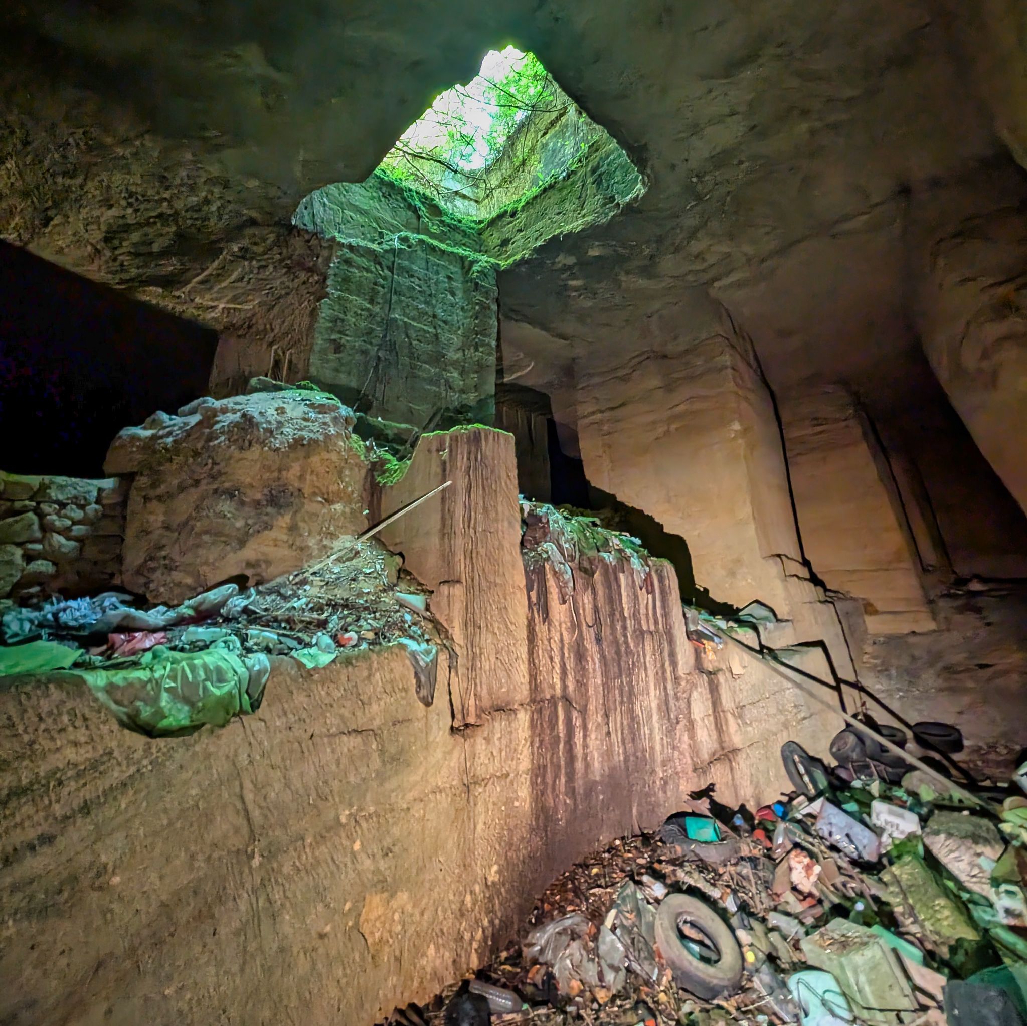 PXL 20250524 152437588