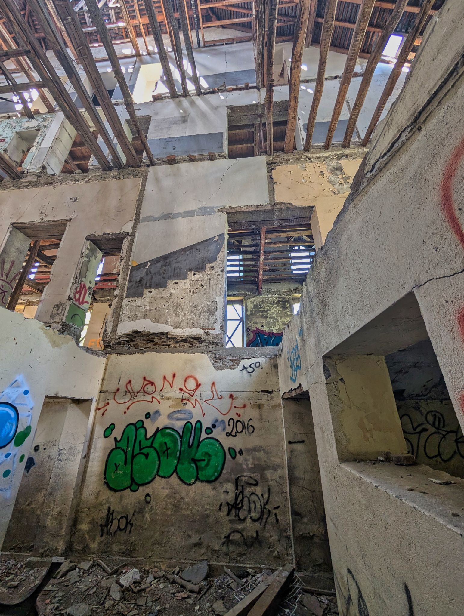 PXL 20250830 133027834