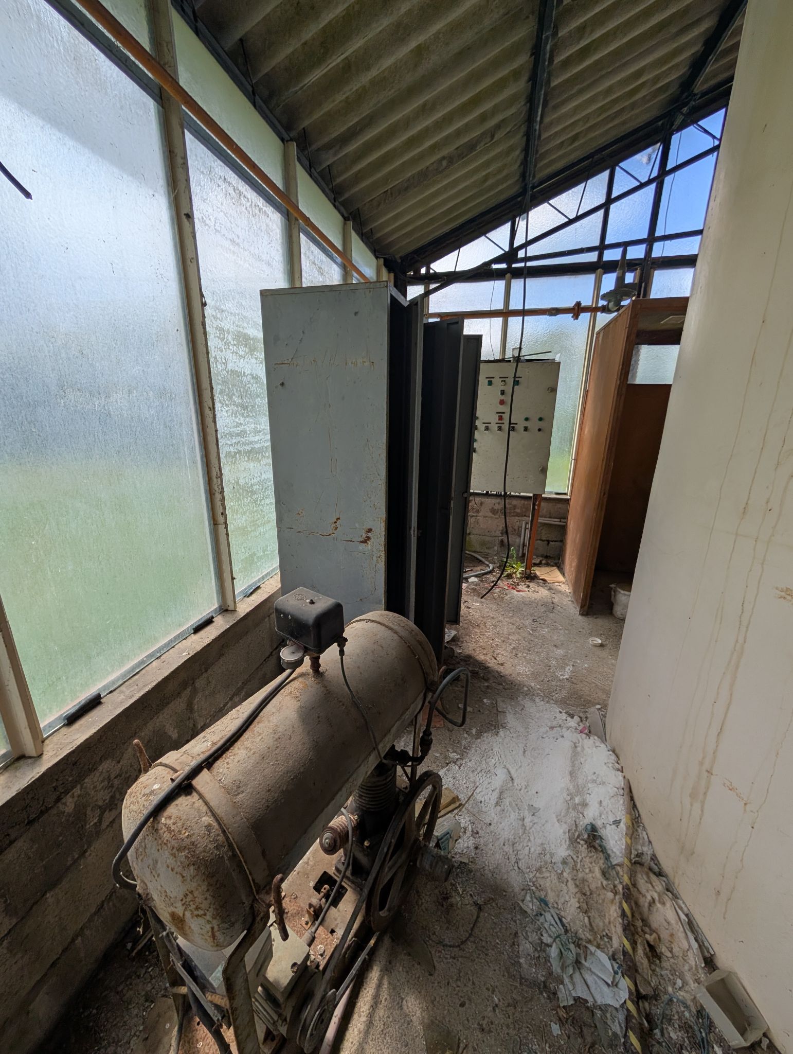 PXL 20250417 130427219